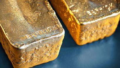 Gold recovers slightly from Monday’s dramatic decline