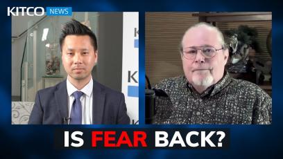 Kitco News: Tesla shares plunged, is gold next? This 'scares'